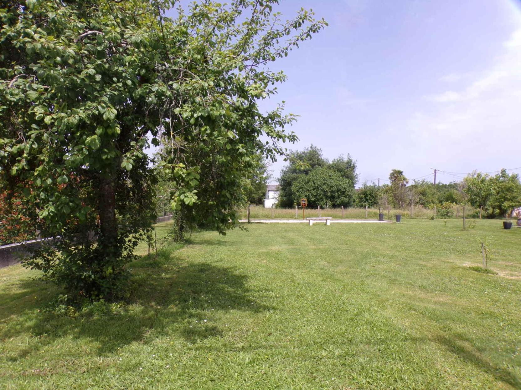 Le Gite Du Verger Saint-Bris-des-Bois Eksteriør billede